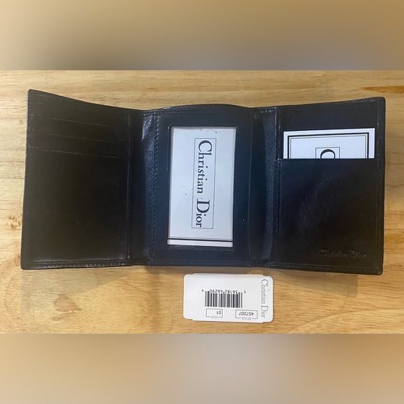 CHRISTIAN DIOR Vintage Black
Leather Wallet Very Good Vintage Condition - Picture 5 of 16